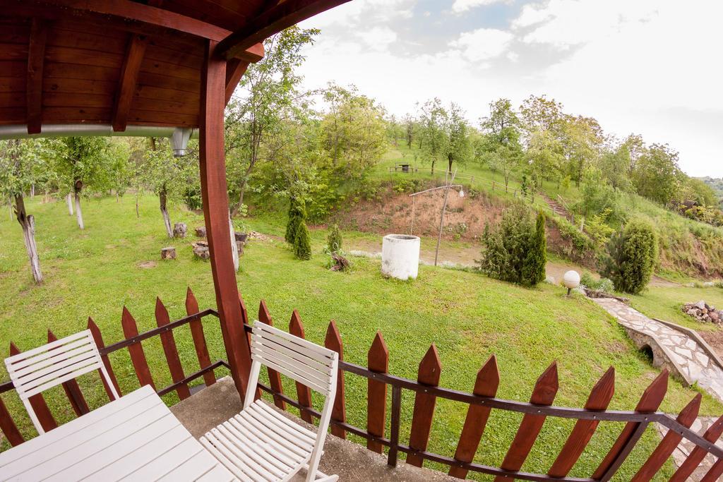 Holiday Home Jazacka Bajka Vrdnik Dış mekan fotoğraf