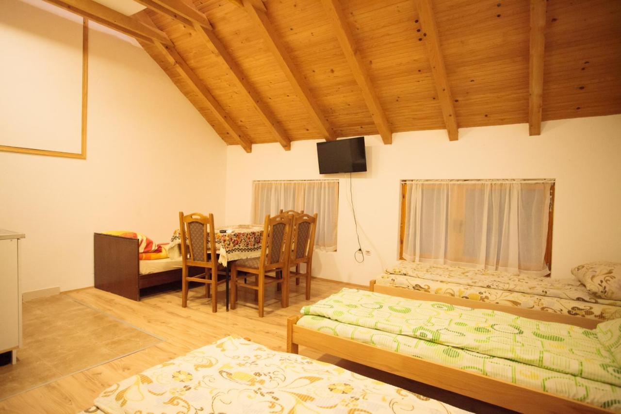 Holiday Home Jazacka Bajka Vrdnik Dış mekan fotoğraf